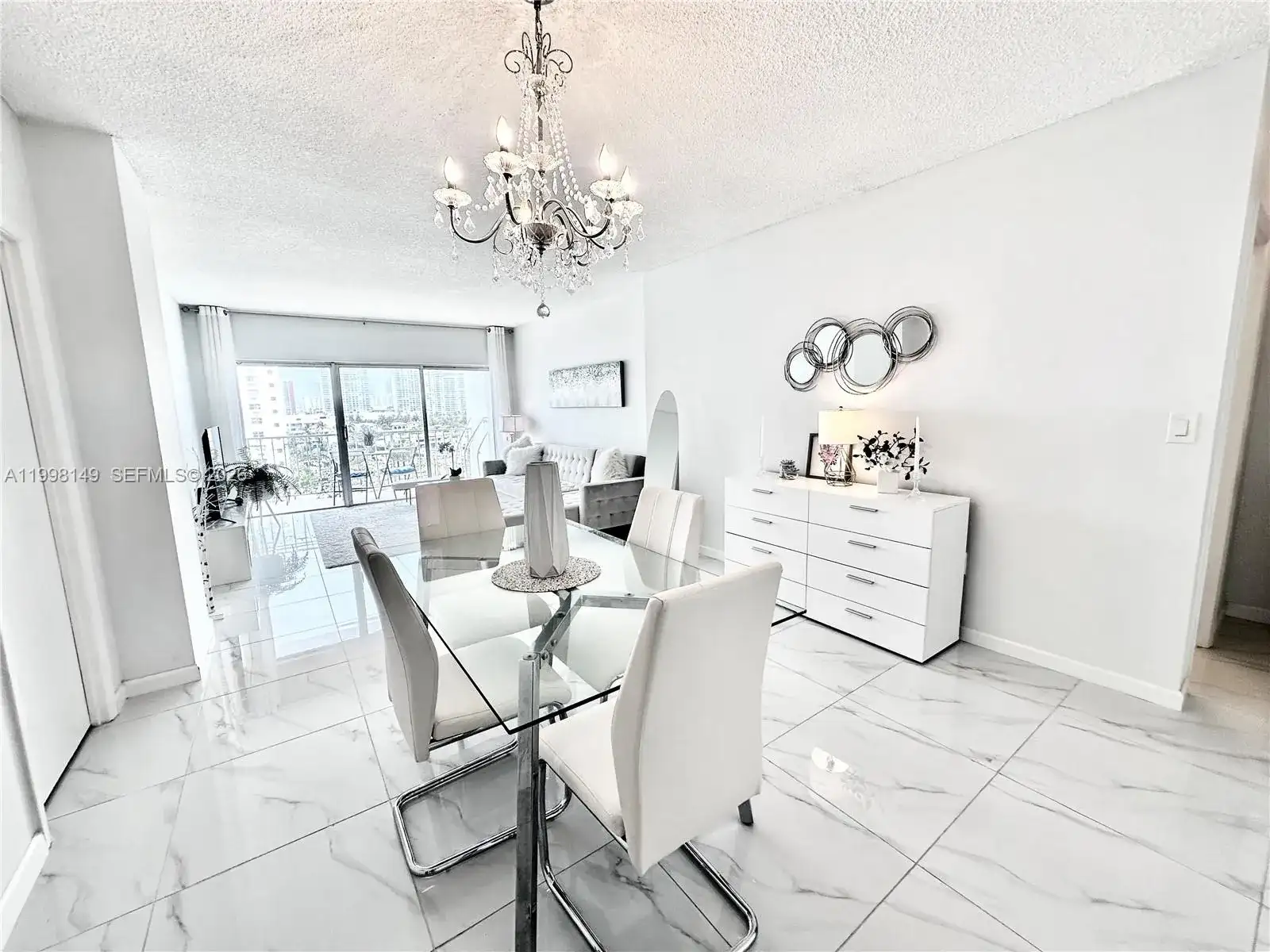 500 Bayview Dr # 717, Sunny Isles Beach FL 33160 photo 2