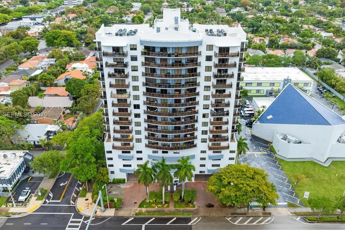 2301 SW 27th Ave # 906, Miami FL 33145