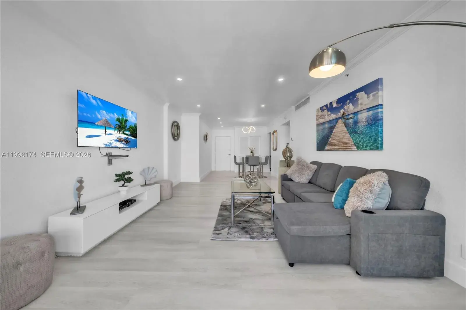 2501 S Ocean Dr, Hollywood FL 33019
