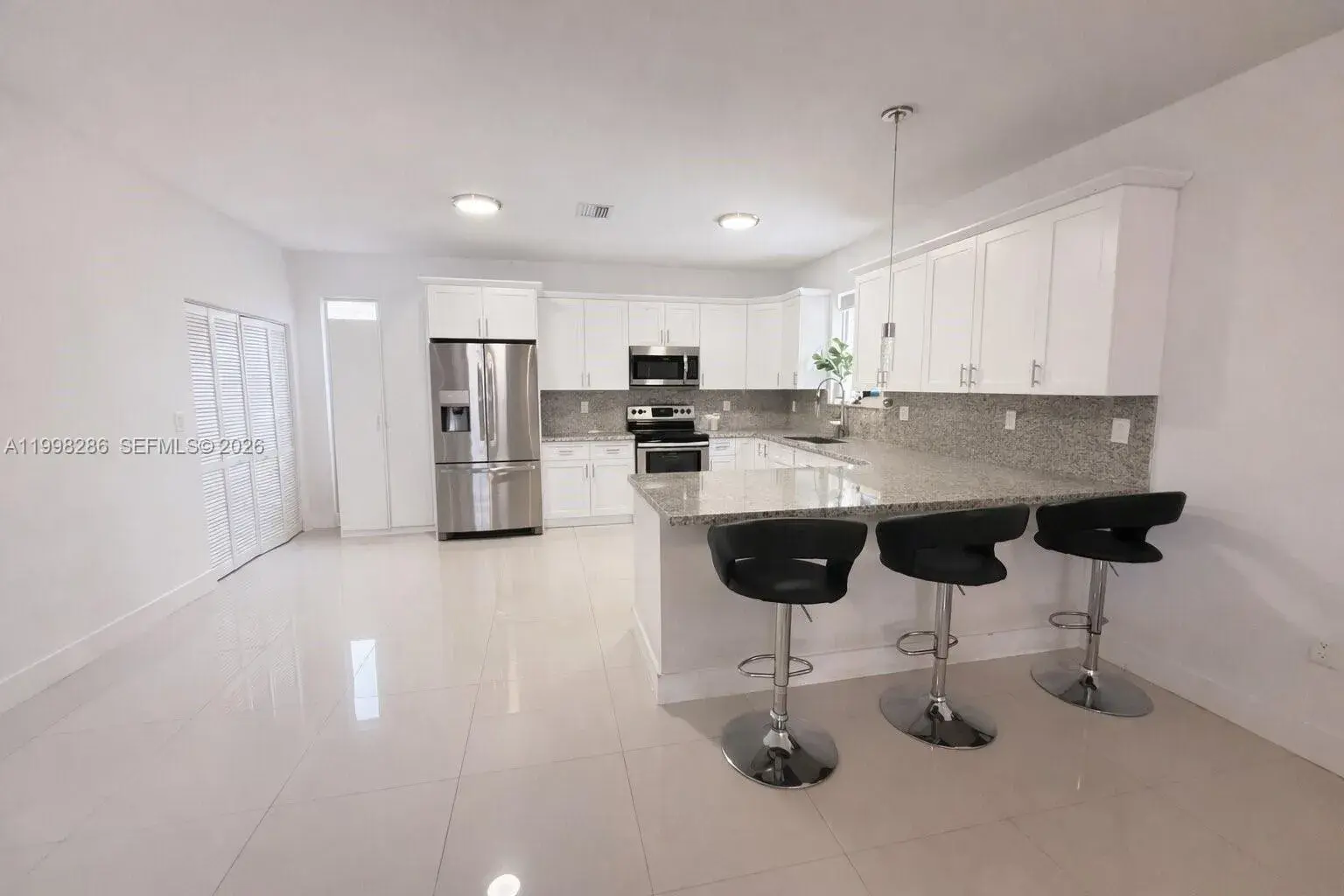 3166 NW 170th St, Miami Gardens FL 33056