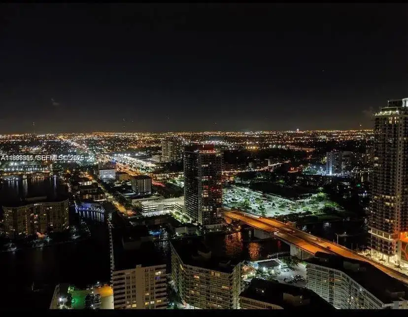 1830 S Ocean Dr # 2011, Hallandale Beach FL 33009 photo 4