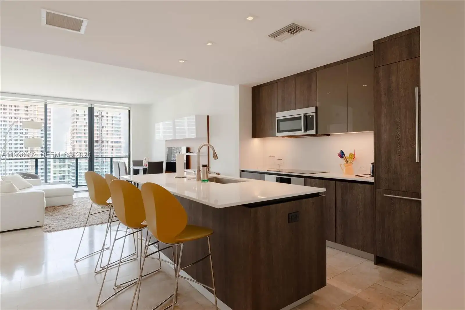 68 SE 6th St # 3006, Miami FL 33131 photo 4