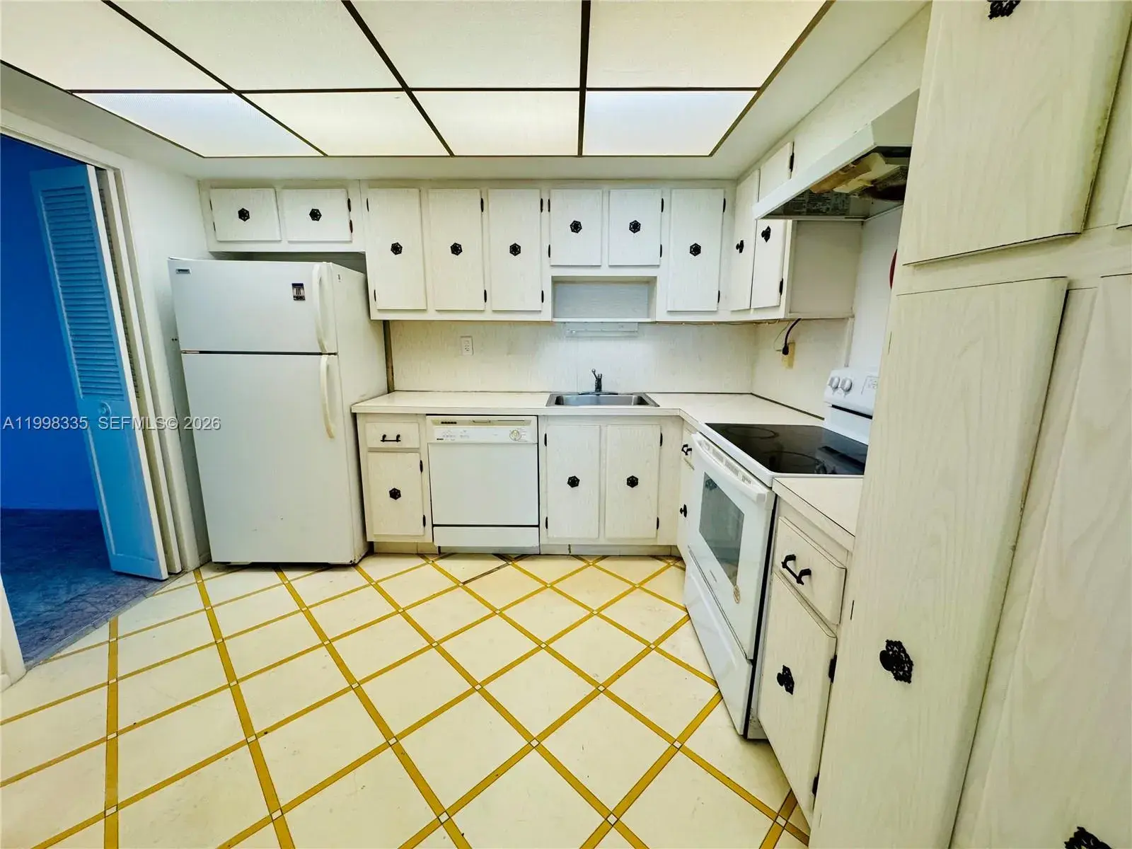 18011 Biscayne Blvd # 1003, Aventura FL 33160