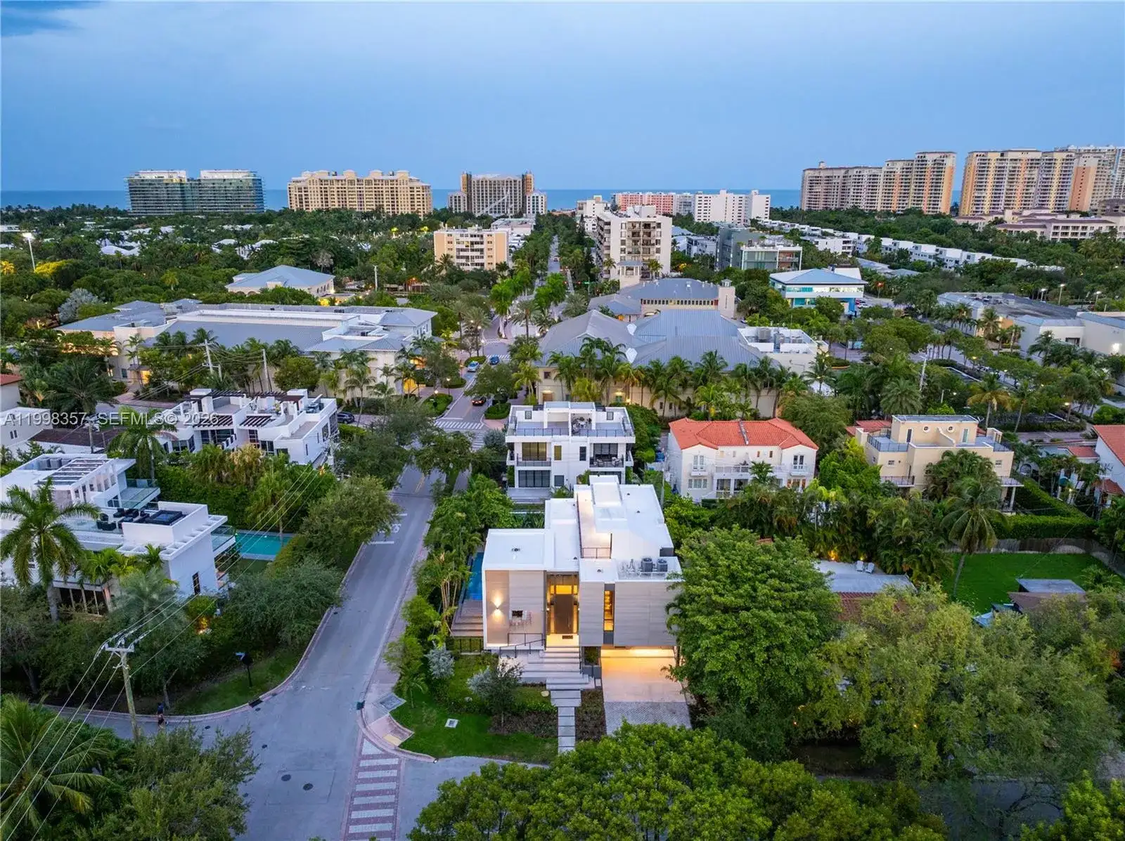 571 GLENRIDGE RD, Key Biscayne FL 33149 photo 2