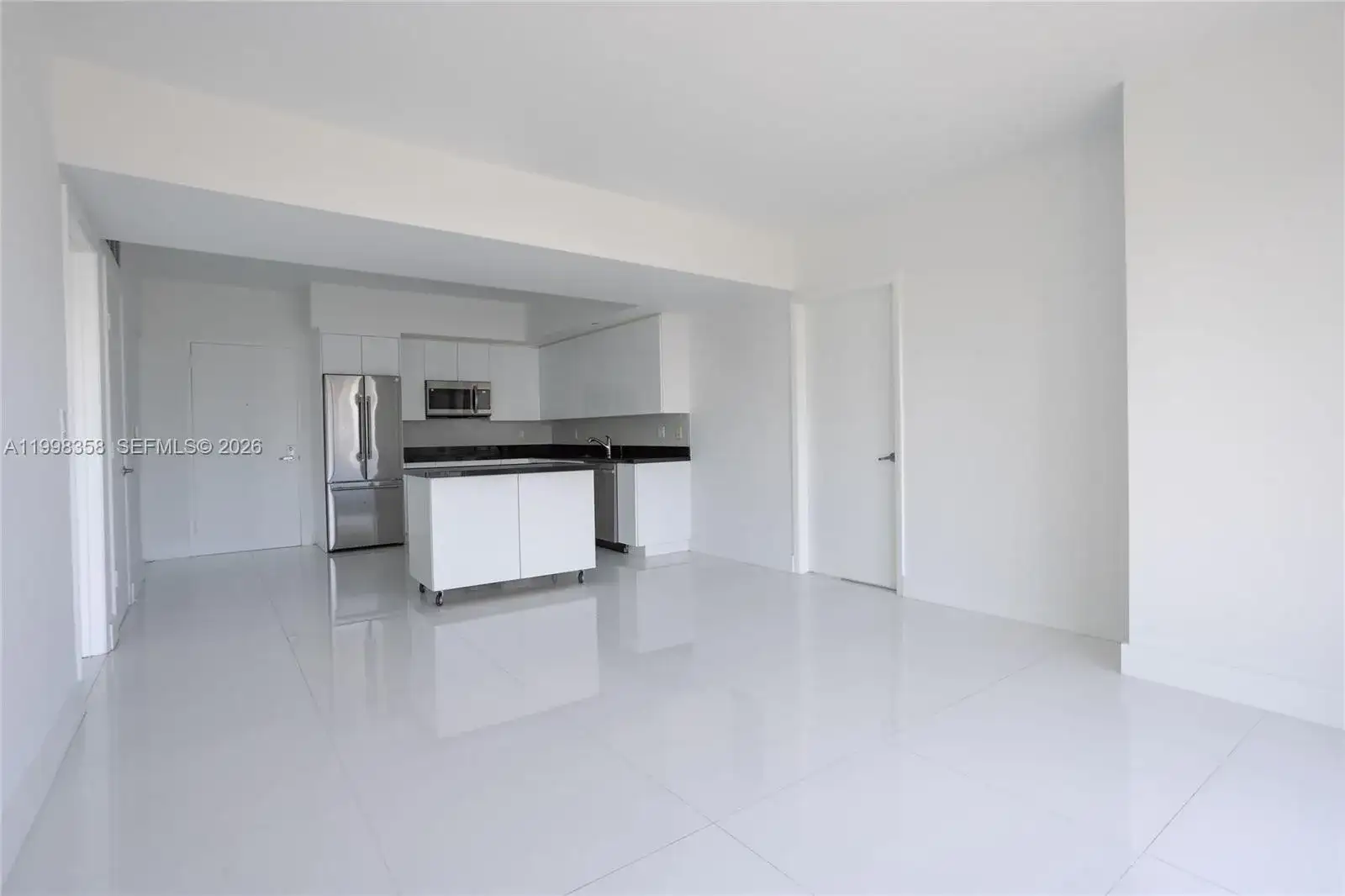92 SW 3rd St # 3512, Miami FL 33130 photo 4