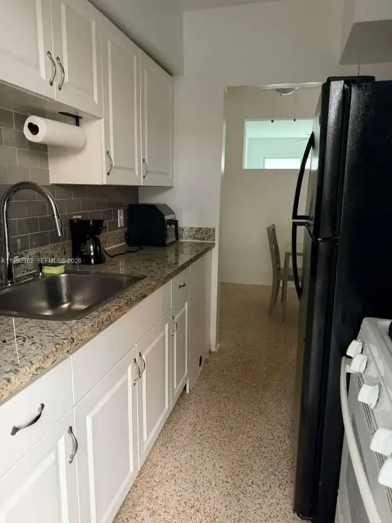 790 81st St # 3, Miami Beach FL 33141 photo 2