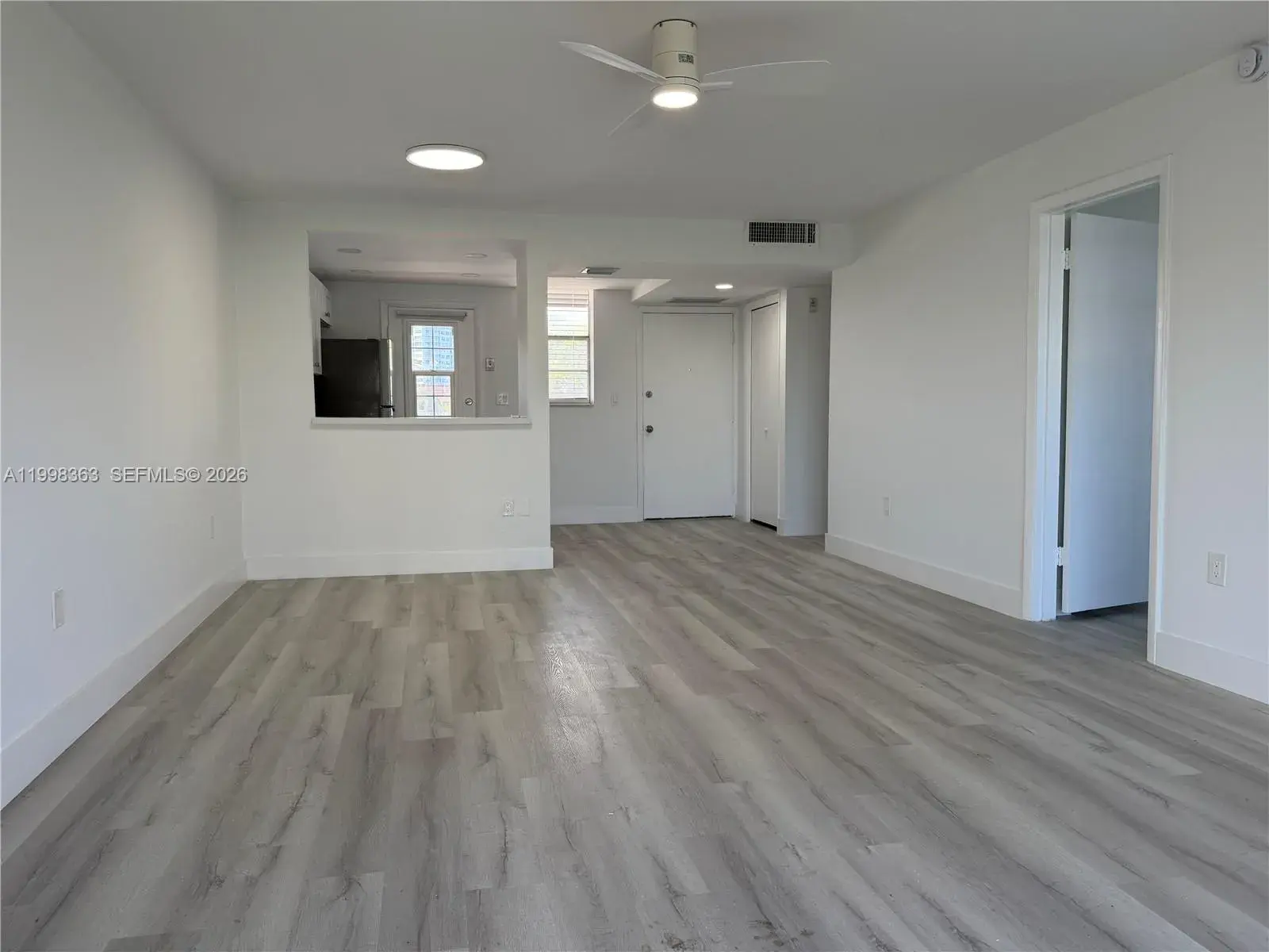 2980 Point East Dr # D311, Aventura FL 33160