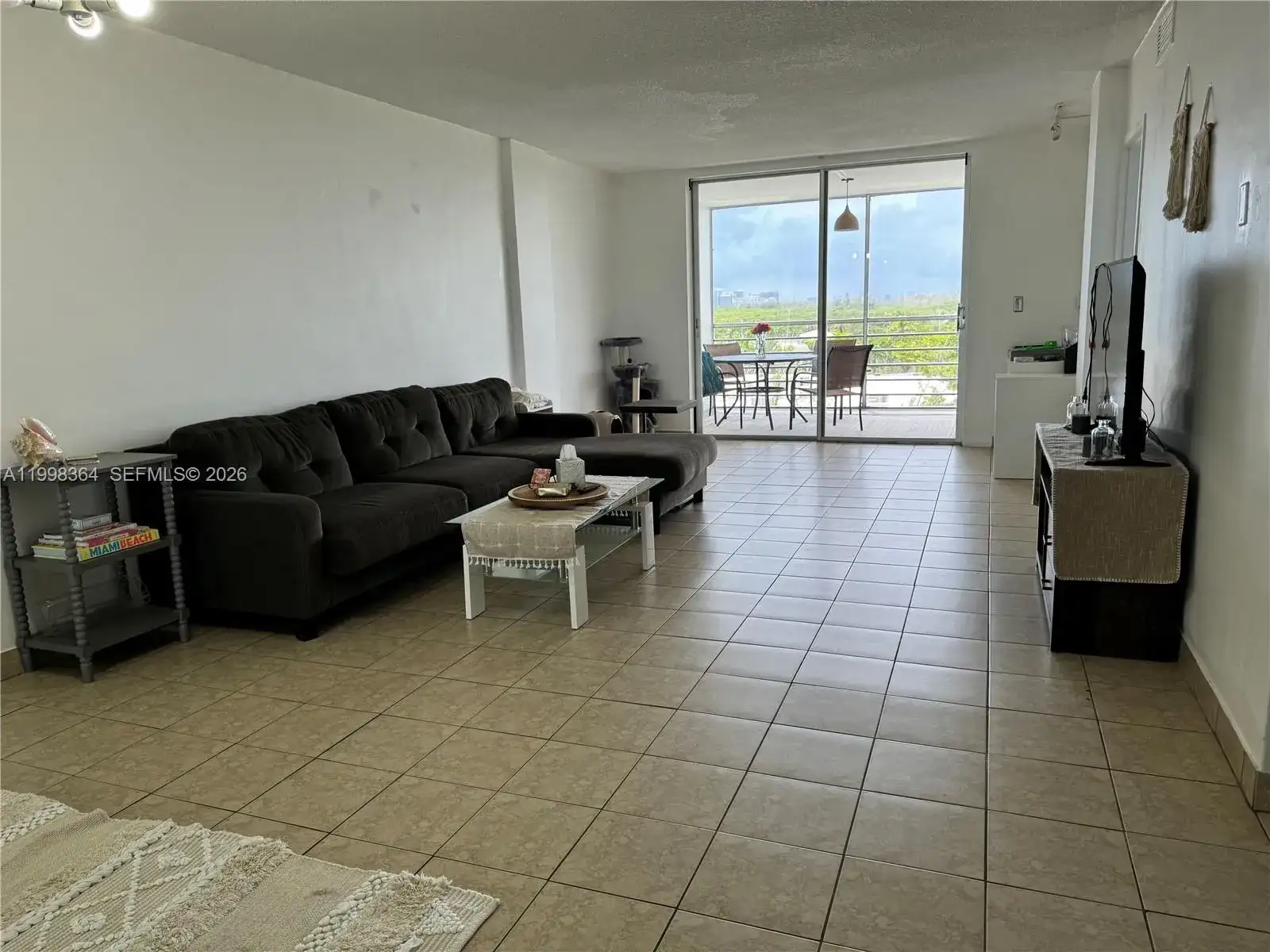 3660 NE 166th St # 812, North Miami Beach FL 33160 photo 4