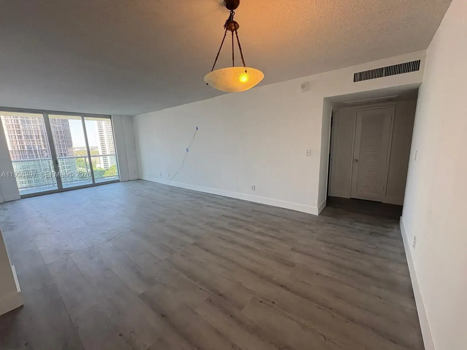 19390 Collins Ave # 1623, Sunny Isles Beach FL 33160 photo 5