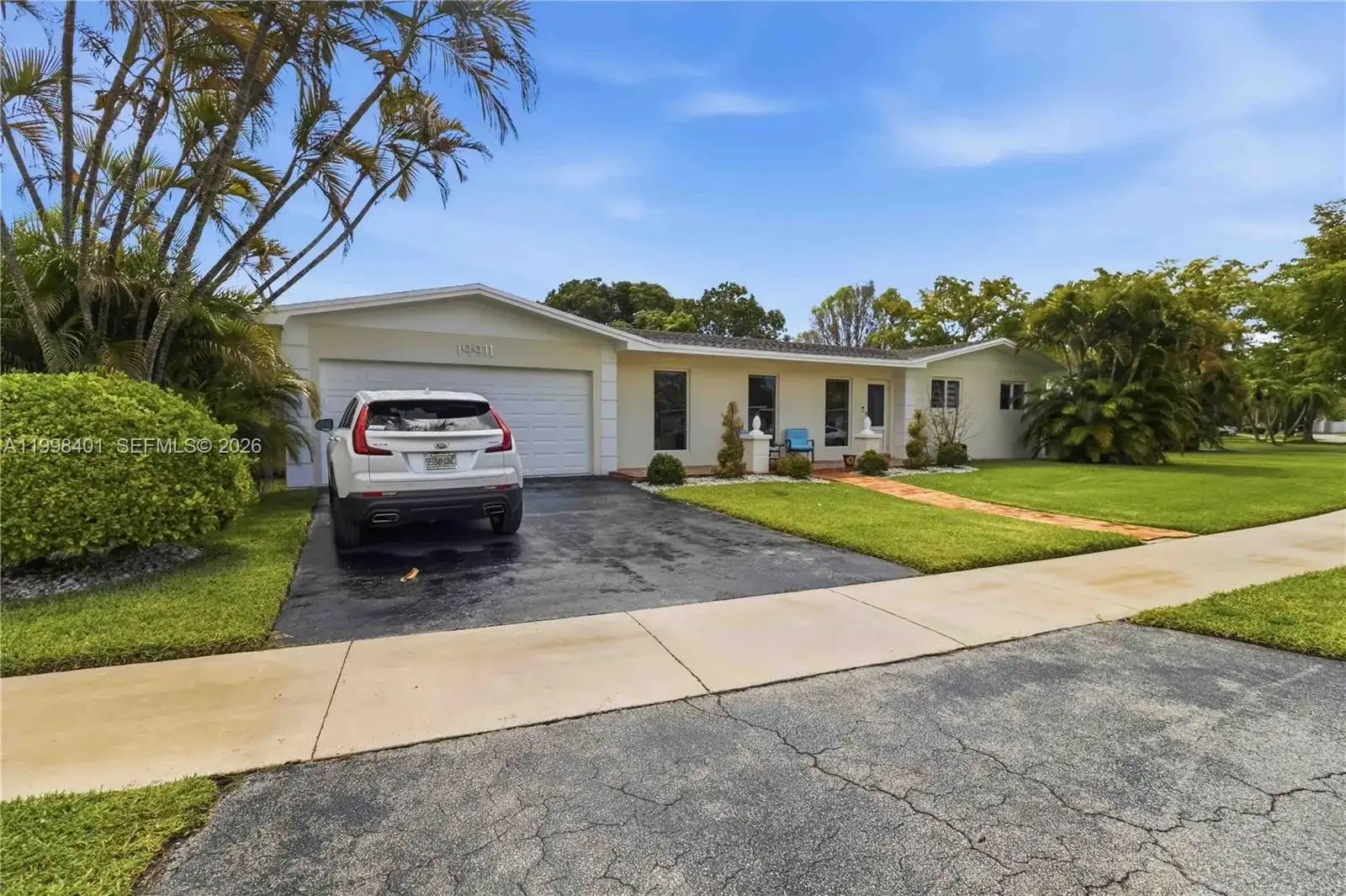 19911 SW 84th Ave, Cutler Bay FL 33189 photo 3
