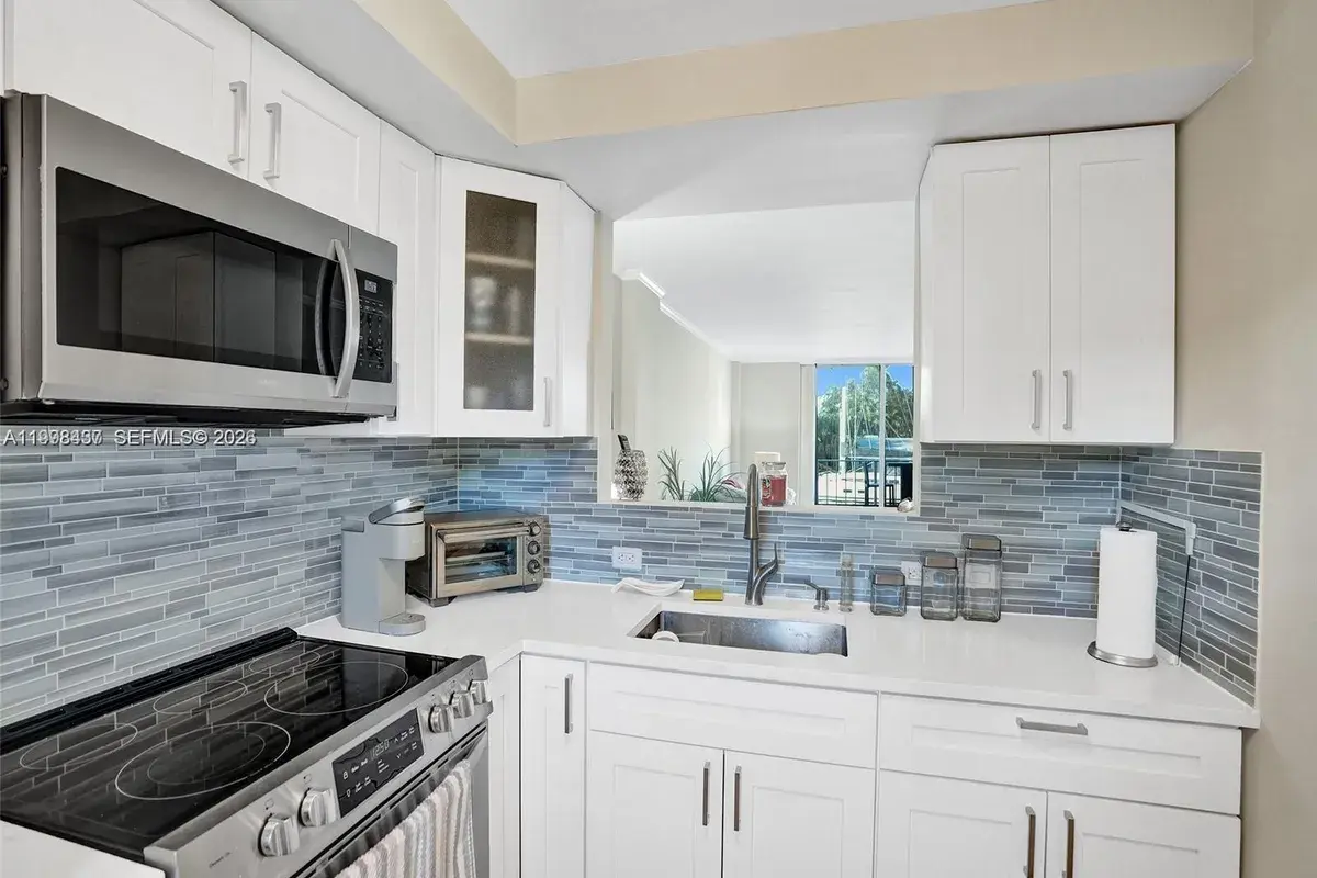 1777 SE 15th St # 217, Fort Lauderdale FL 33316