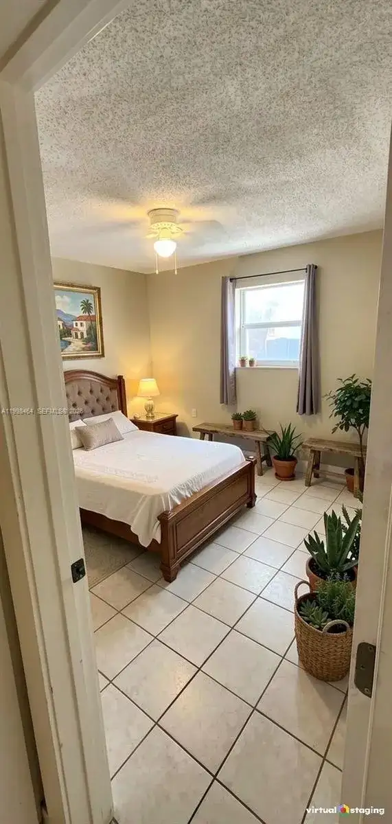 880 E 26th St, Hialeah FL 33013 photo 2