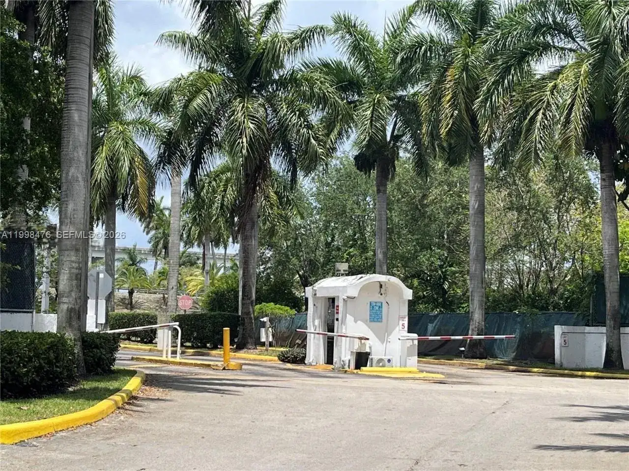 494 NW 165th St Rd # 601, Miami FL 33169 photo 3