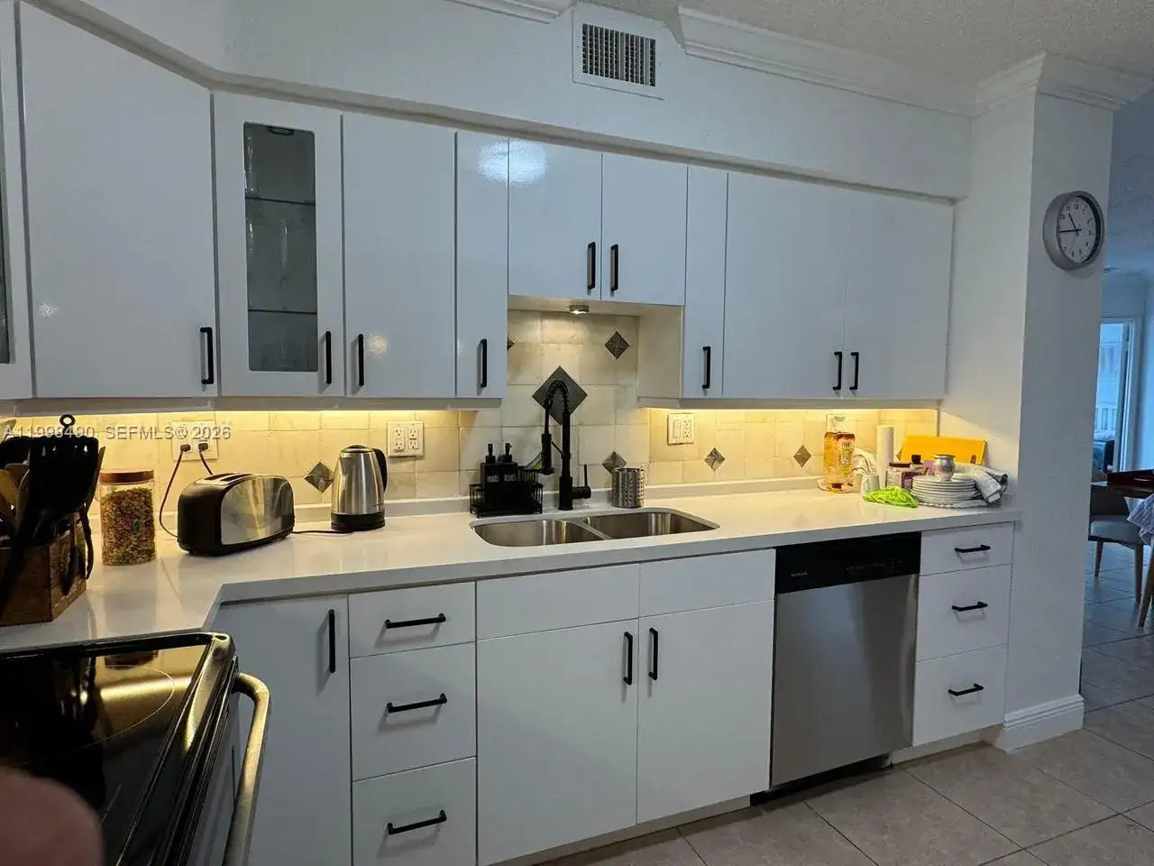 3600 Mystic Pointe Dr # 910, Aventura FL 33180 photo 4