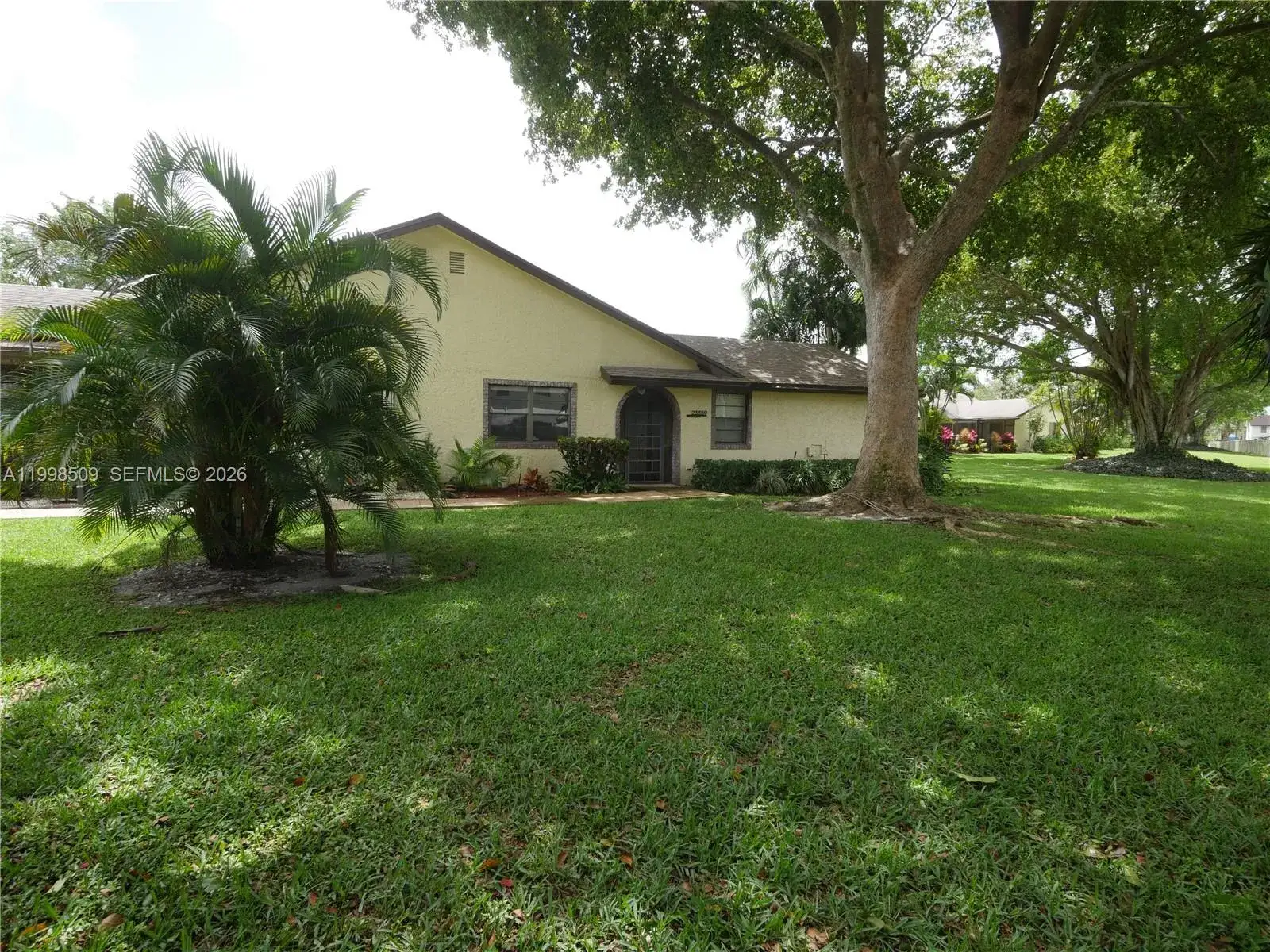 23359 Barlake Dr, Boca Raton FL 33433