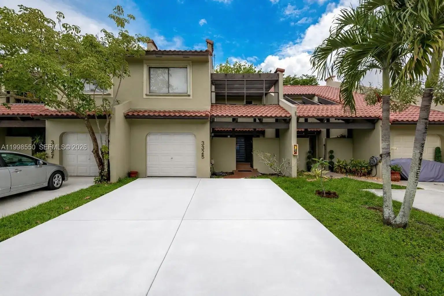 3325 Torremolinos Ave # 44, Doral FL 33178 photo 2
