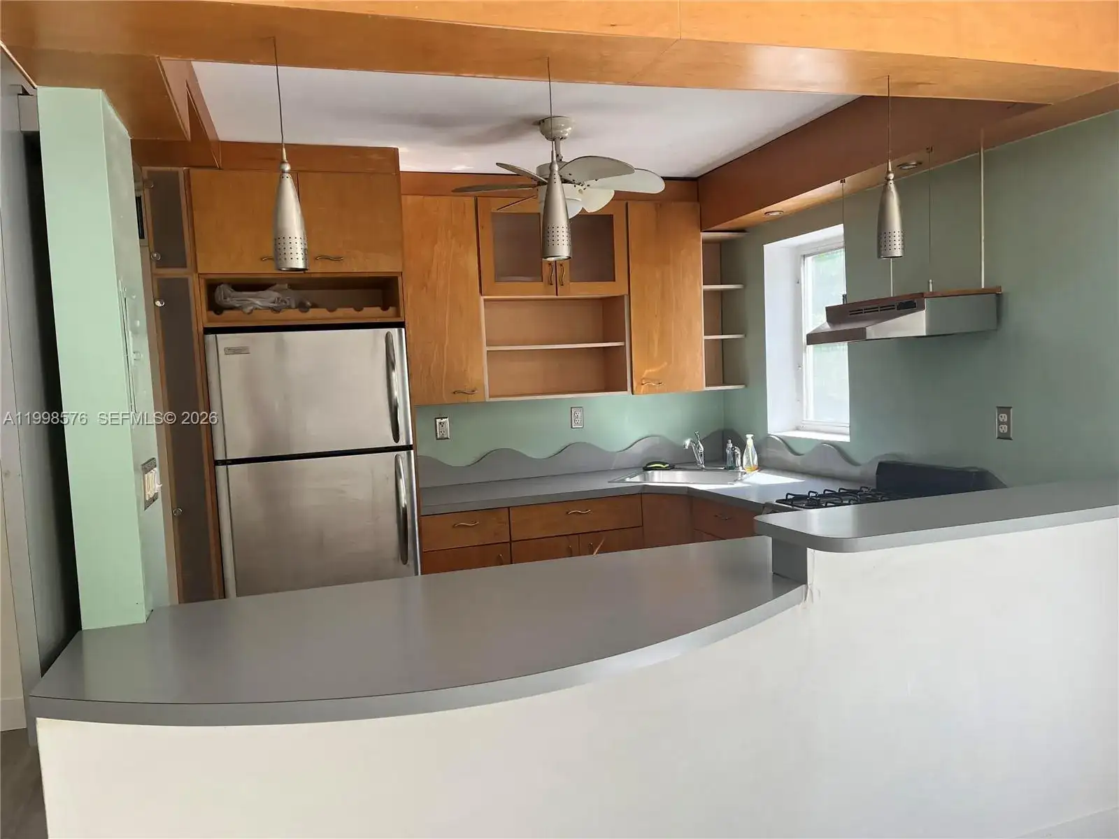 240 Collins Ave, Miami Beach FL 33139 photo 4