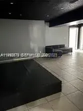 400 NE 44th St, Oakland Park FL 33334