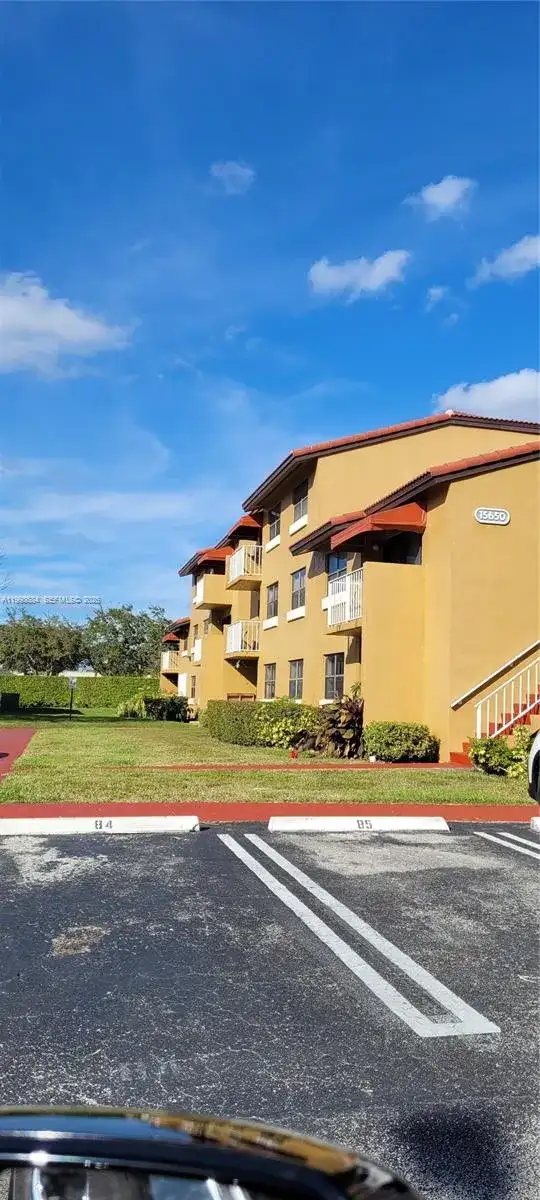 15650 SW 80th St F-208, Miami FL 33193 photo 3