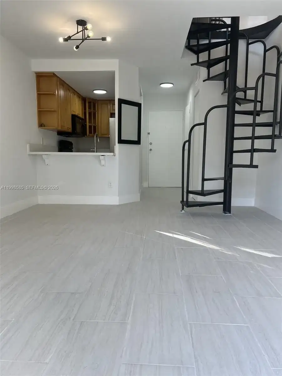 7801 NE 4th Ct # 101, Miami FL 33138 photo 5