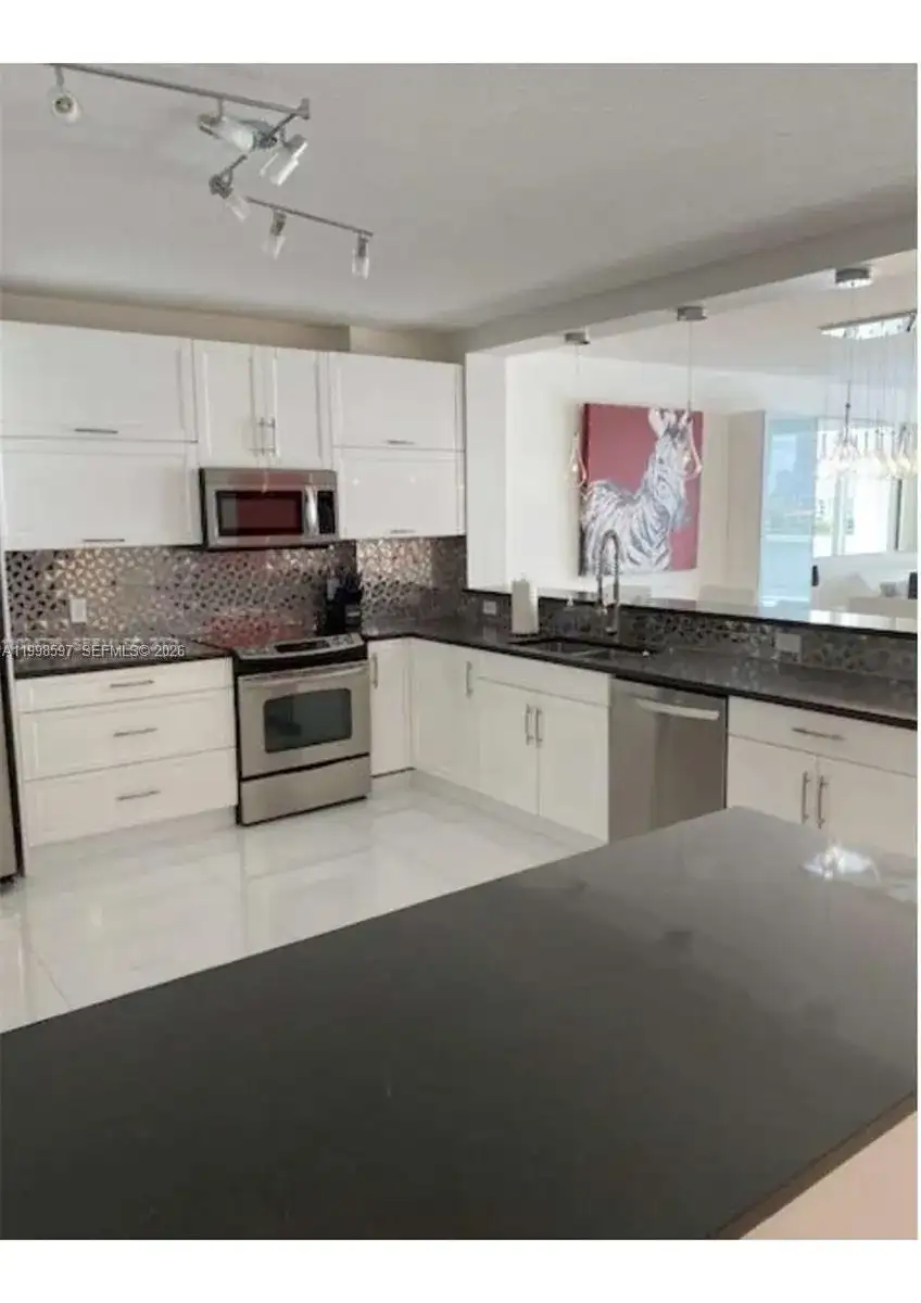 17050 N Bay Rd # 605, Sunny Isles Beach FL 33160 photo 4