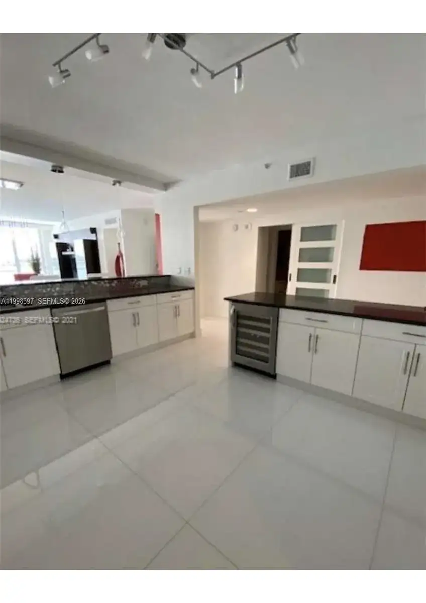 17050 N Bay Rd # 605, Sunny Isles Beach FL 33160 photo 5