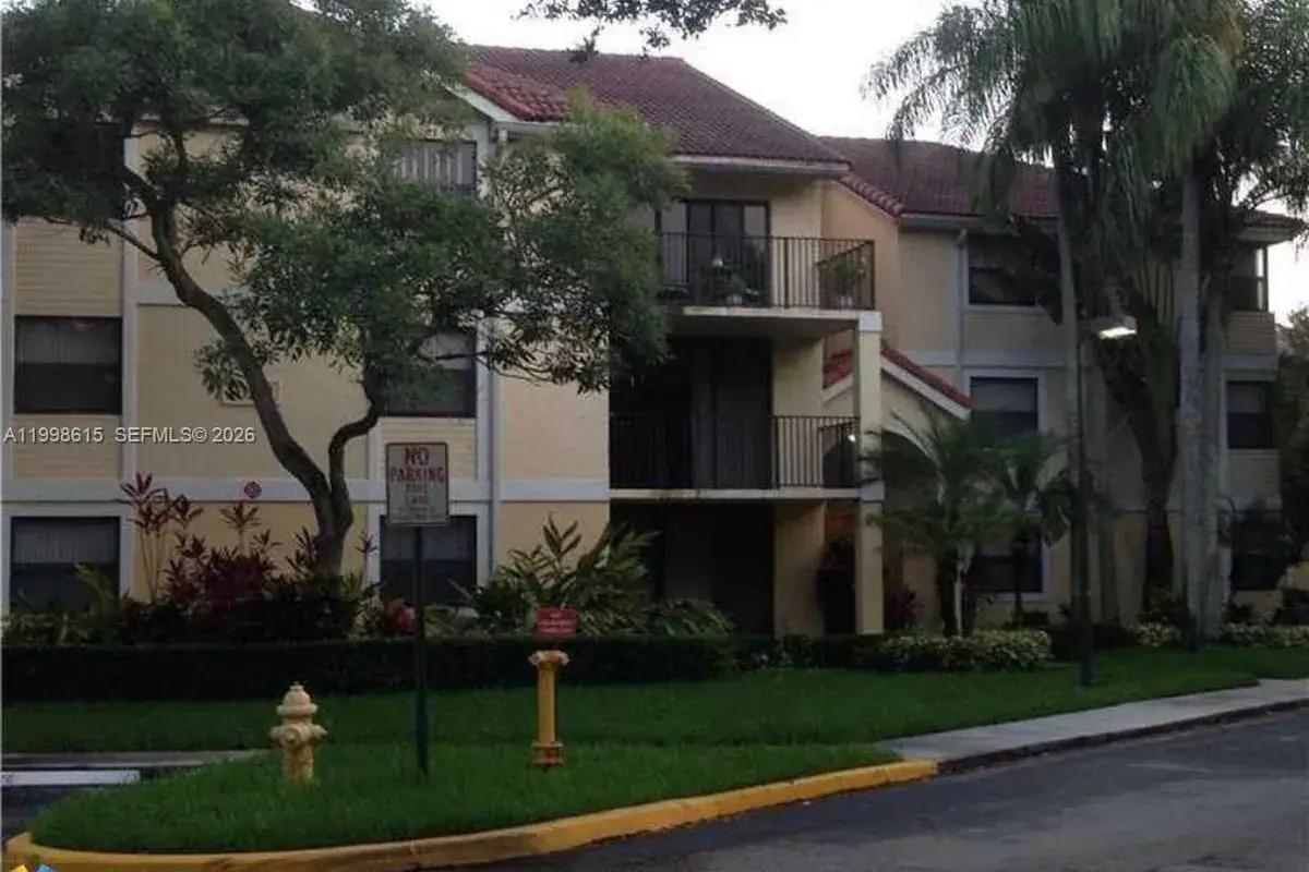 10161 W Sunrise Blvd # 102, Plantation FL 33322