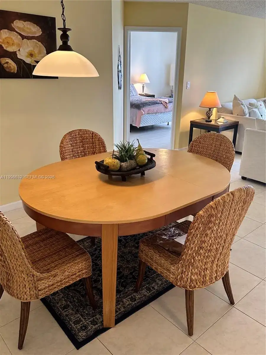 3530 Mystic Pointe Dr # 2607, Aventura FL 33180 photo 3