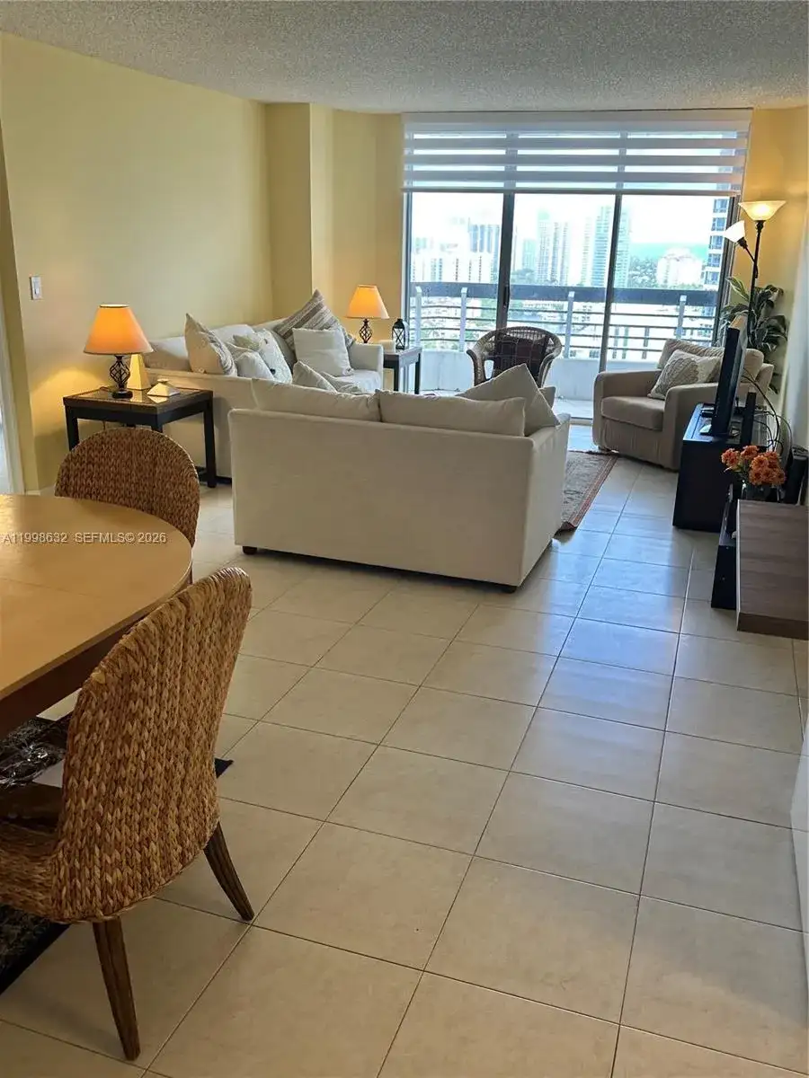 3530 Mystic Pointe Dr # 2607, Aventura FL 33180 photo 5