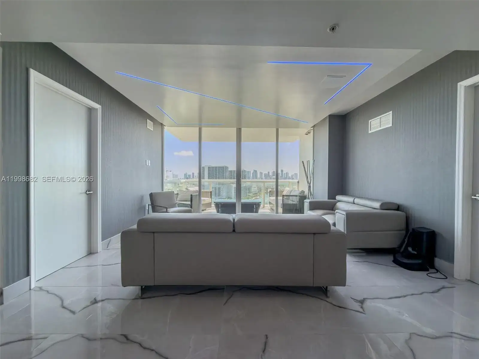 1861 NW S River Dr # 2308, Miami FL 33125 photo 5