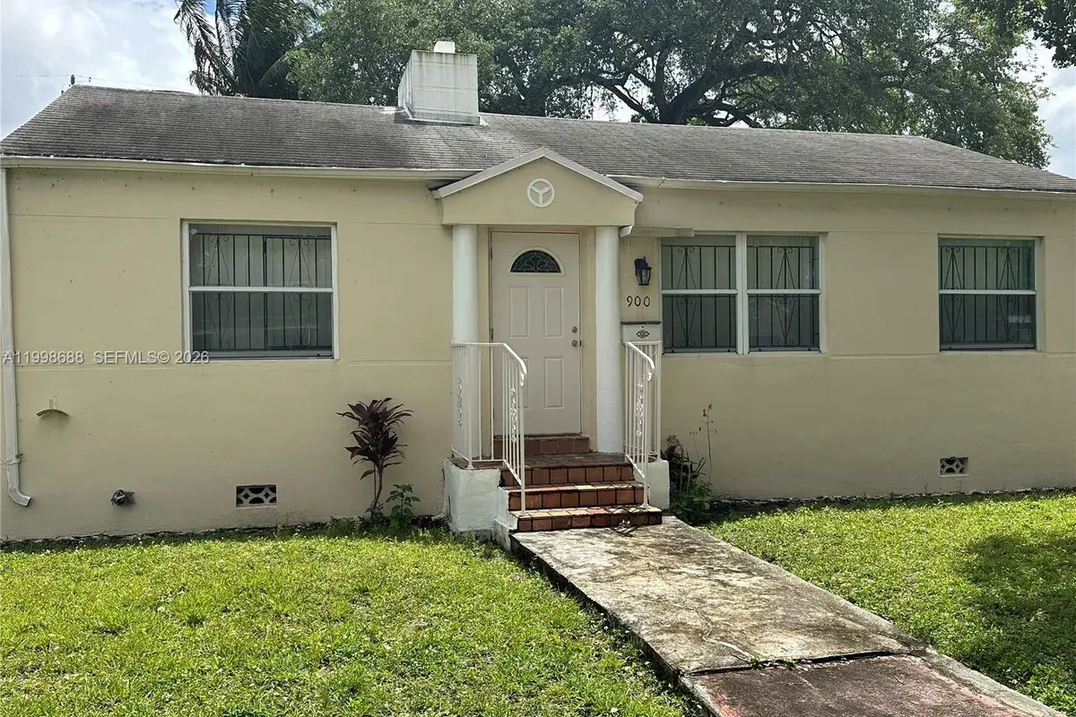 900 NW 75th St, Miami FL 33150