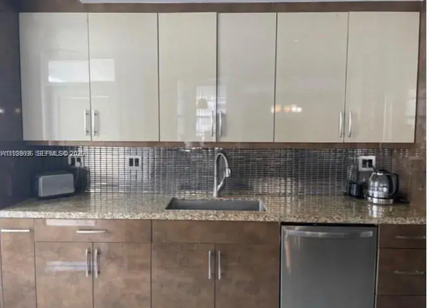 18041 Biscayne Blvd # 1104, Aventura FL 33160
