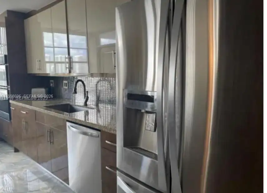 18041 Biscayne Blvd # 1104, Aventura FL 33160 photo 4
