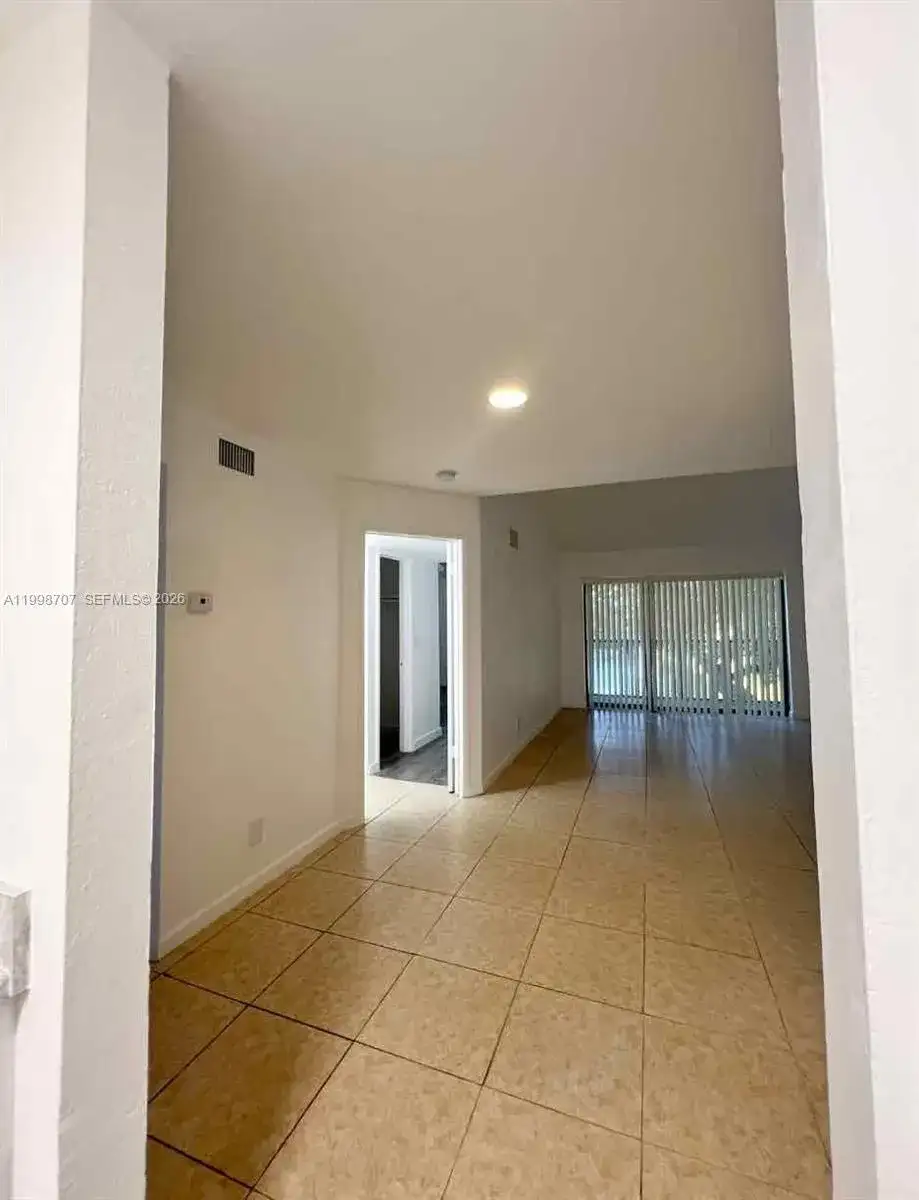 8719 NW 39th St # 8719, Sunrise FL 33351 photo 4