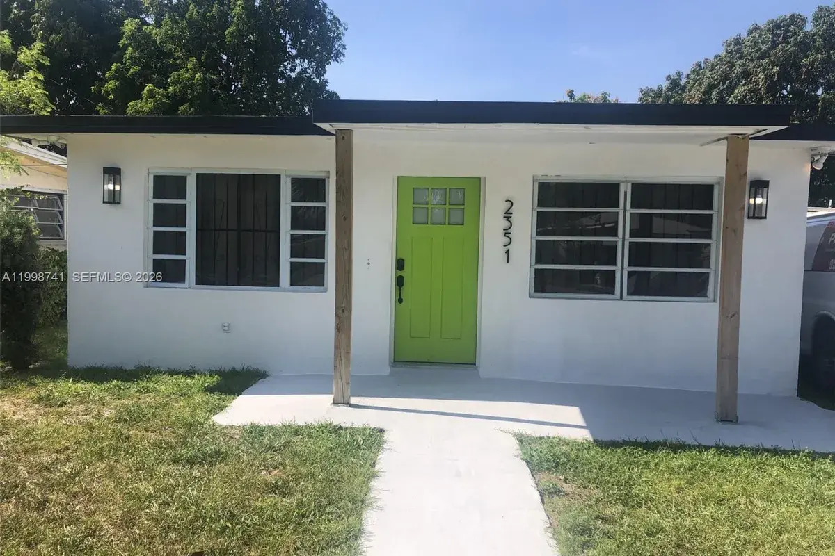 2351 NW 152nd Ter, Miami Gardens FL 33054