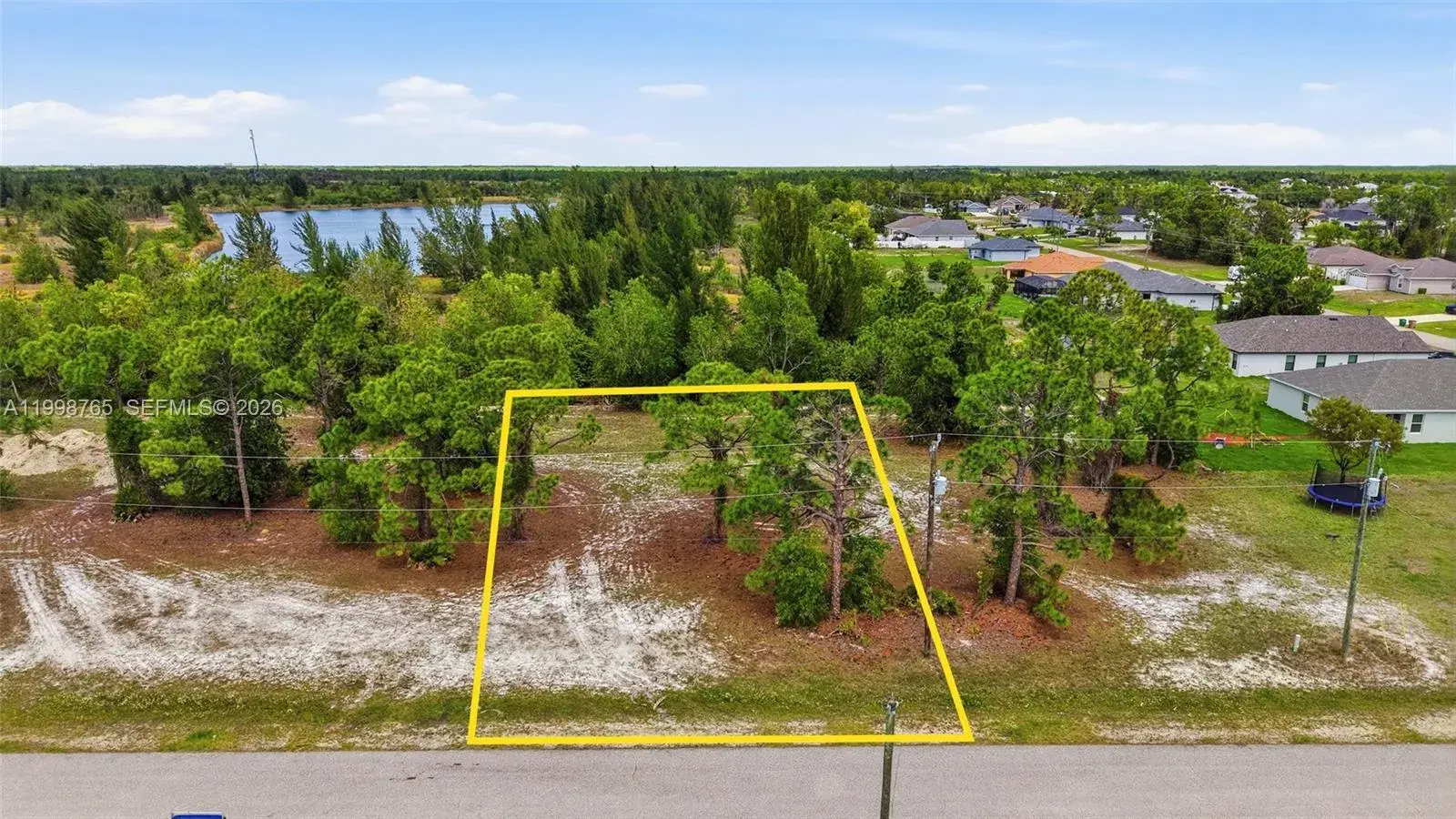 2813 NW 27th ST, Cape Coral FL 33993