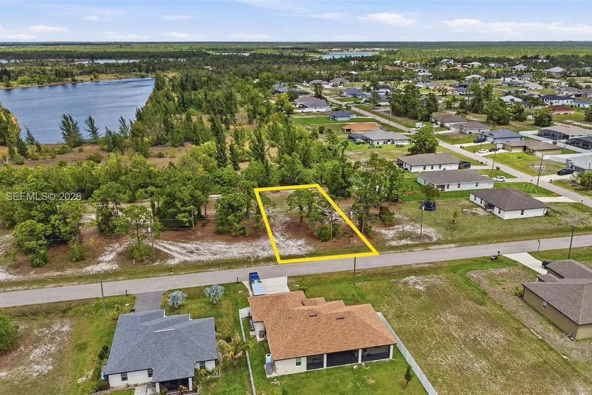 2813 NW 27th ST, Cape Coral FL 33993