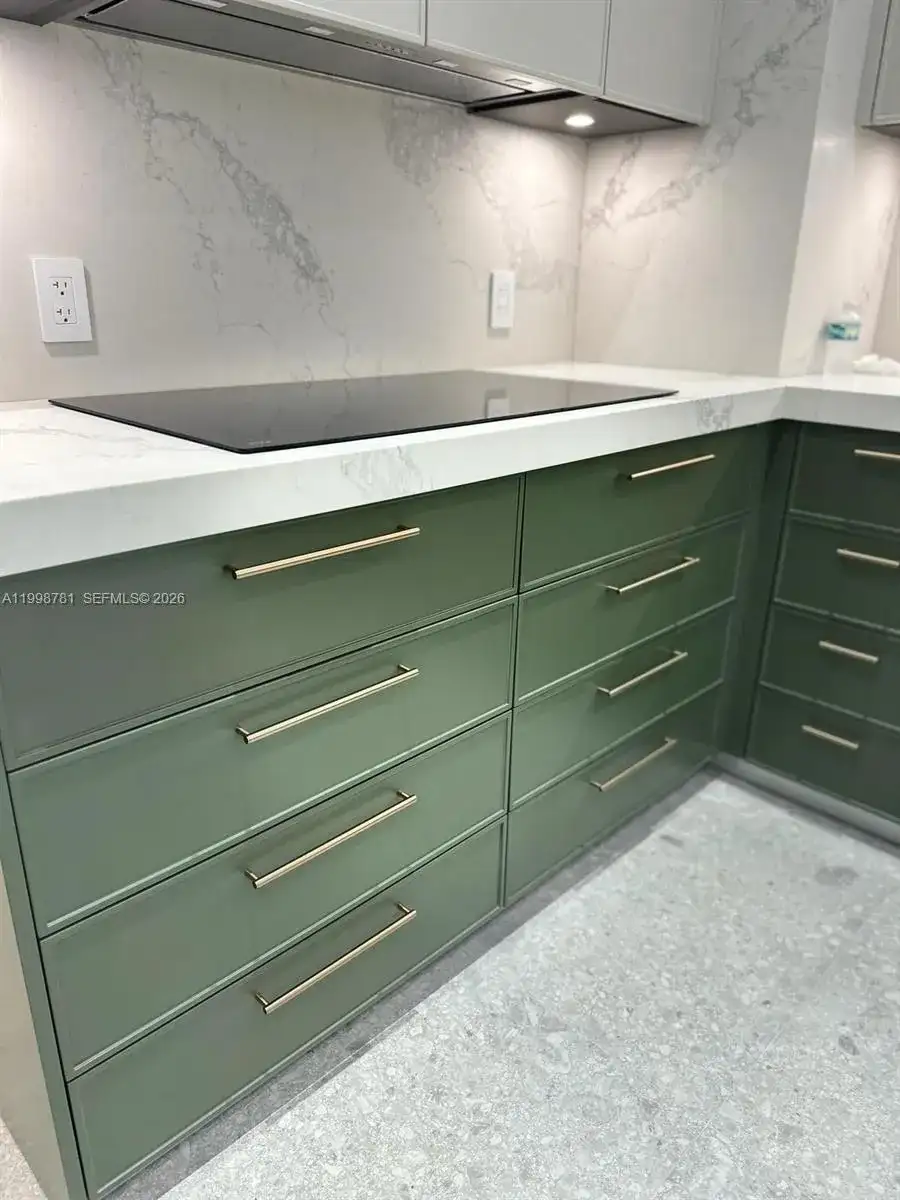 737 Crandon Blvd # 301, Key Biscayne FL 33149 photo 3