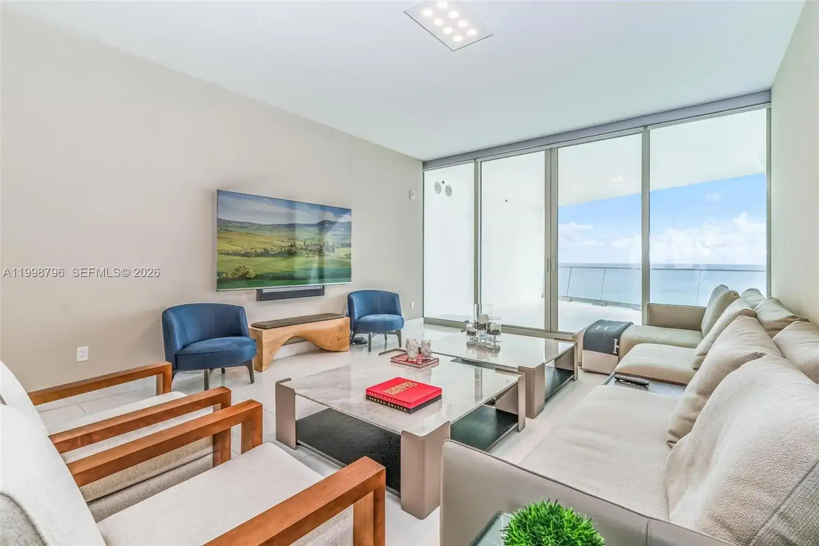 16901 Collins Ave # 903, Sunny Isles Beach FL 33160 photo 3