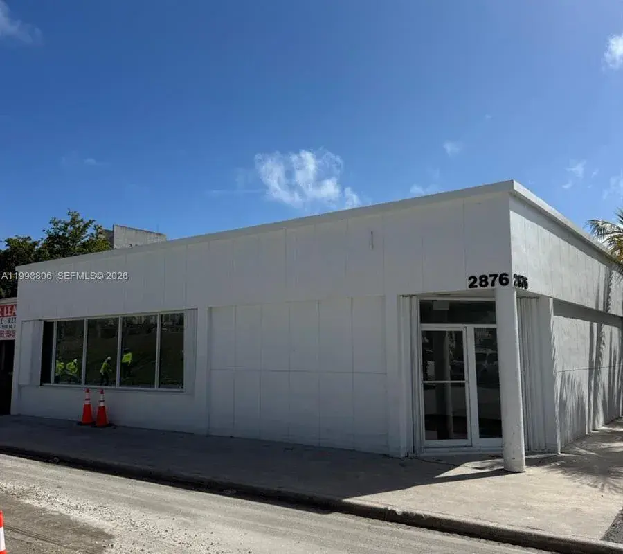 2876 E Oakland Park Blvd, Fort Lauderdale FL 33306