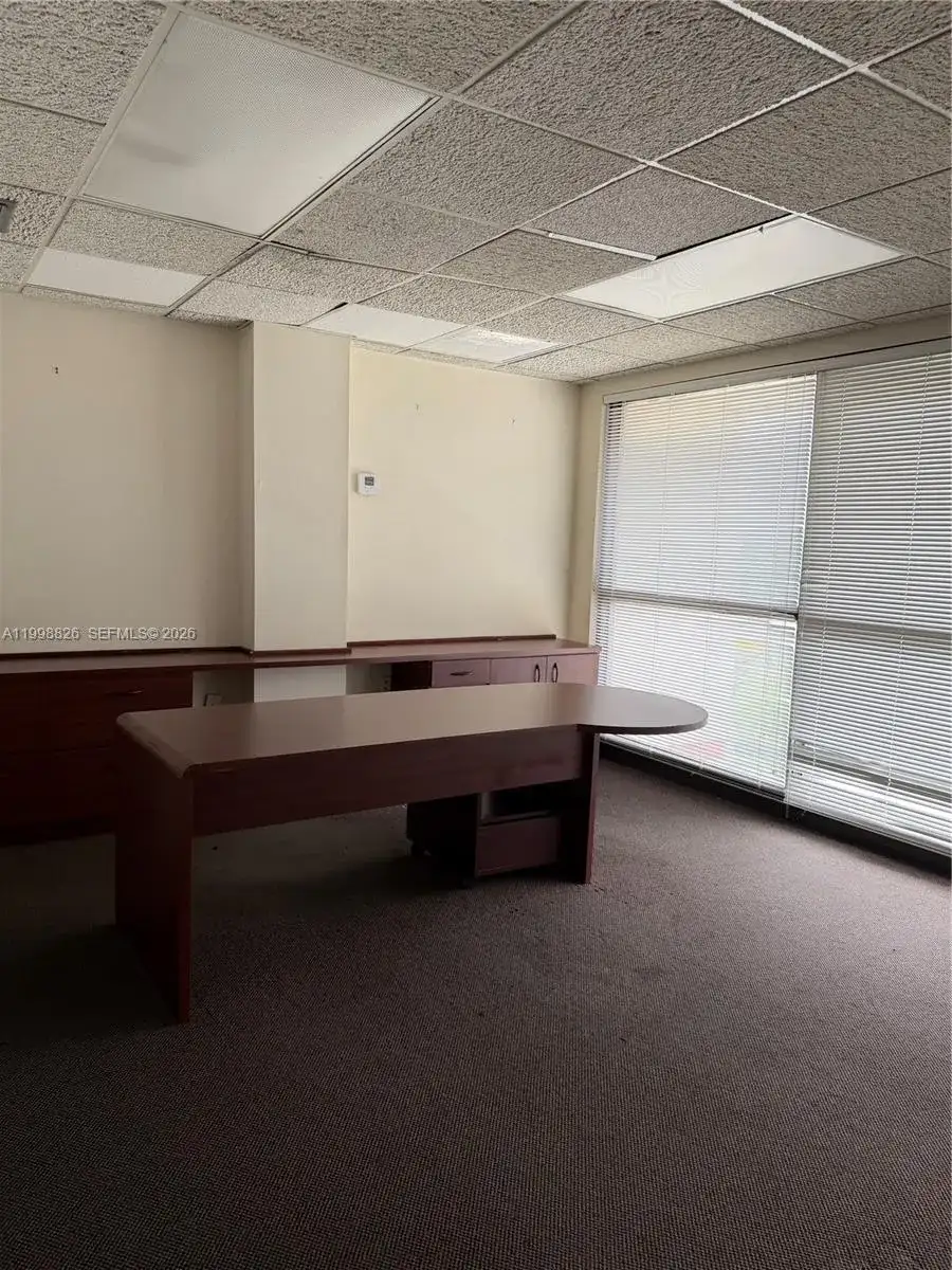 101 NW 167th St, North Miami Beach FL 33169 photo 3