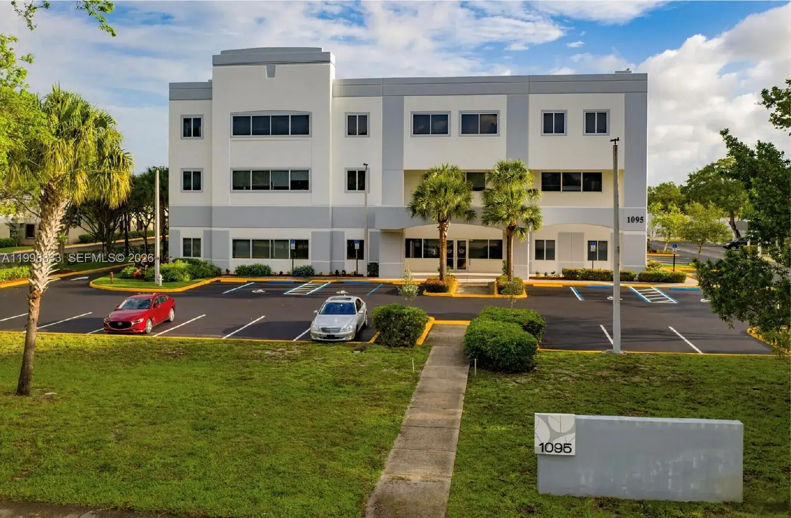 1095 NW Broken Sound Pkwy NW # 307, Boca Raton FL 33487