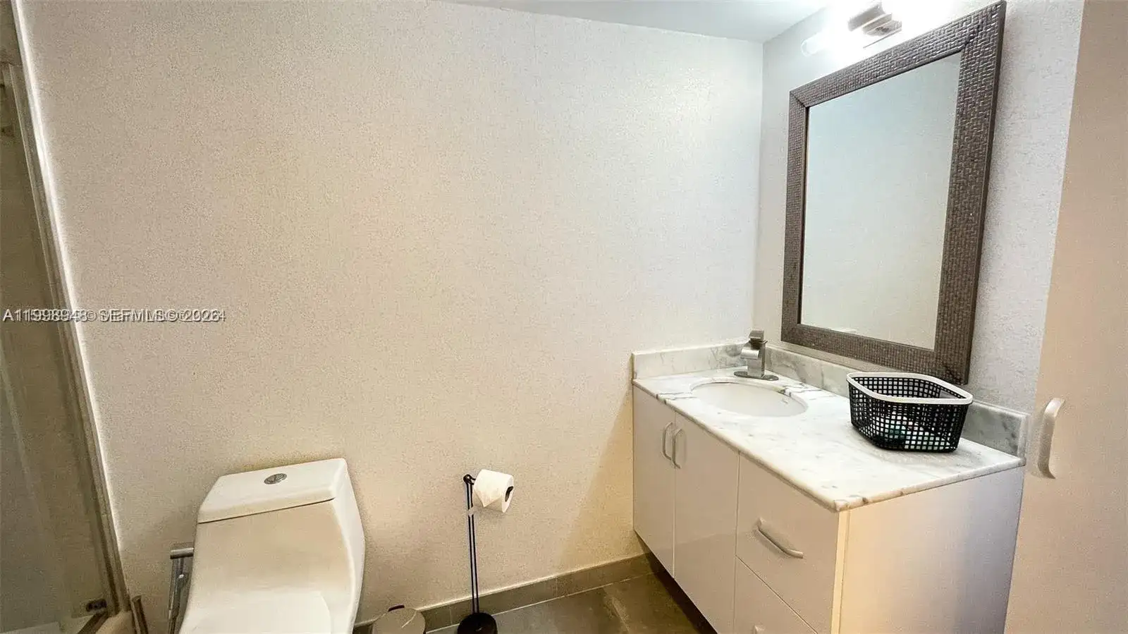 1200 Brickell Bay Dr # 1702, Miami FL 33131 photo 5