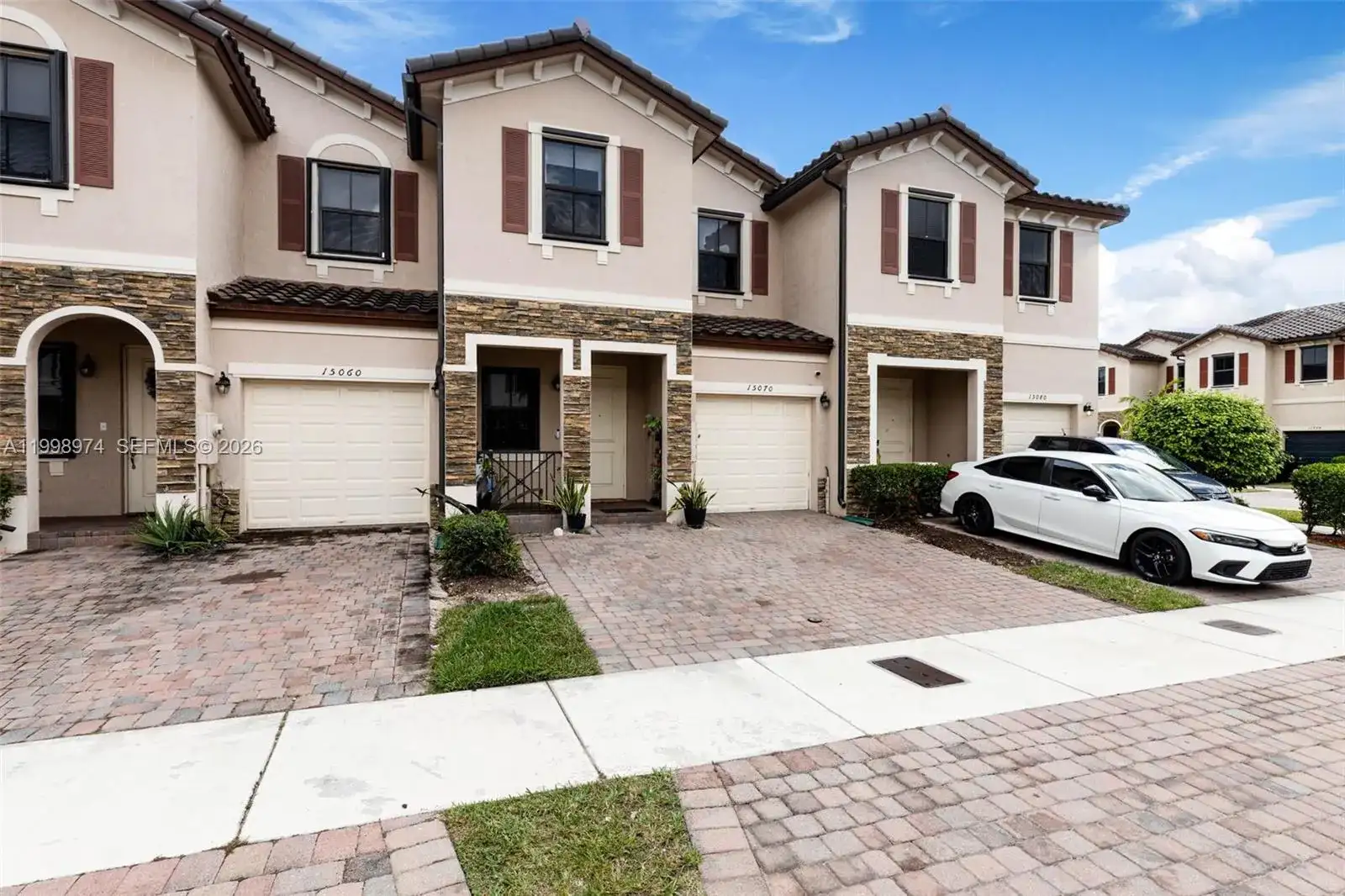 15070 SW 119th Ln, Miami FL 33196 photo 3