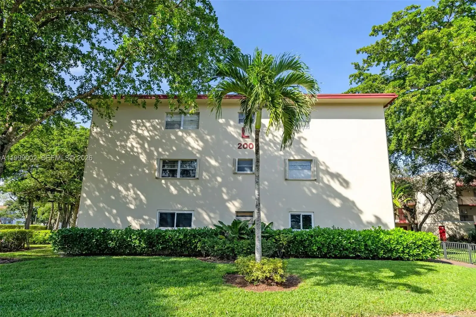 200 SW 132nd Way # 211L, Pembroke Pines FL 33027 photo 2