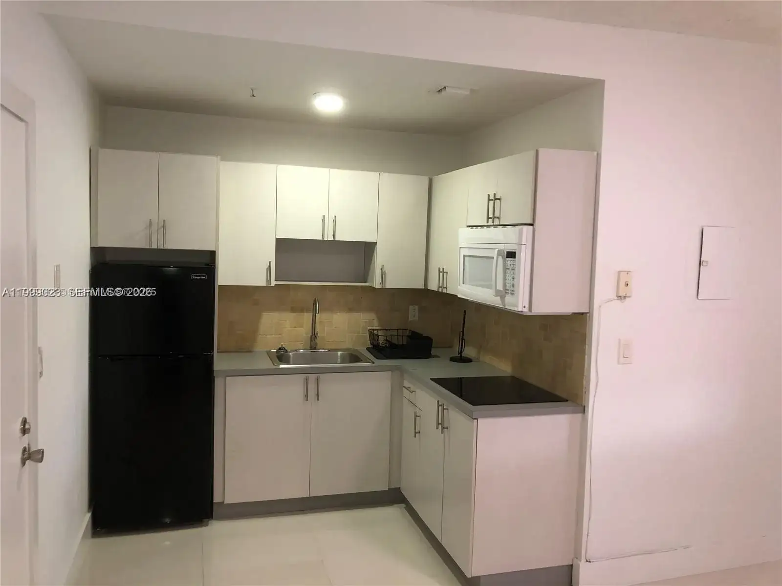 2730 Collins Ave # 310, Miami Beach FL 33140 photo 4