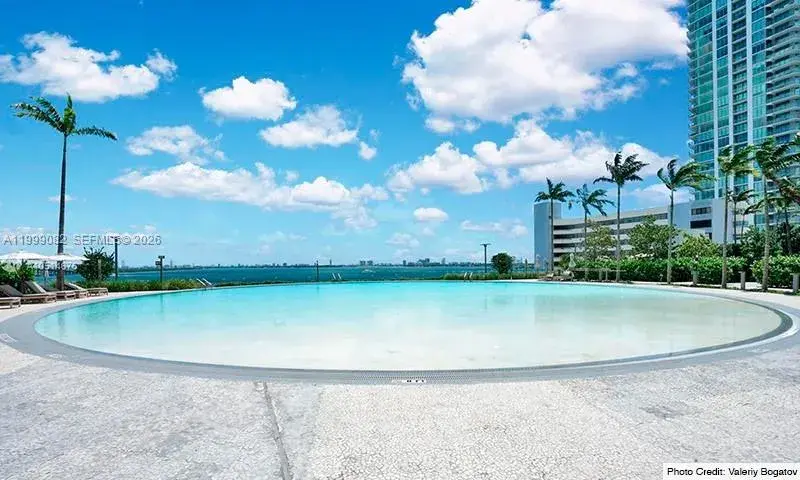 650 NE 32nd St # 2406, Miami FL 33137