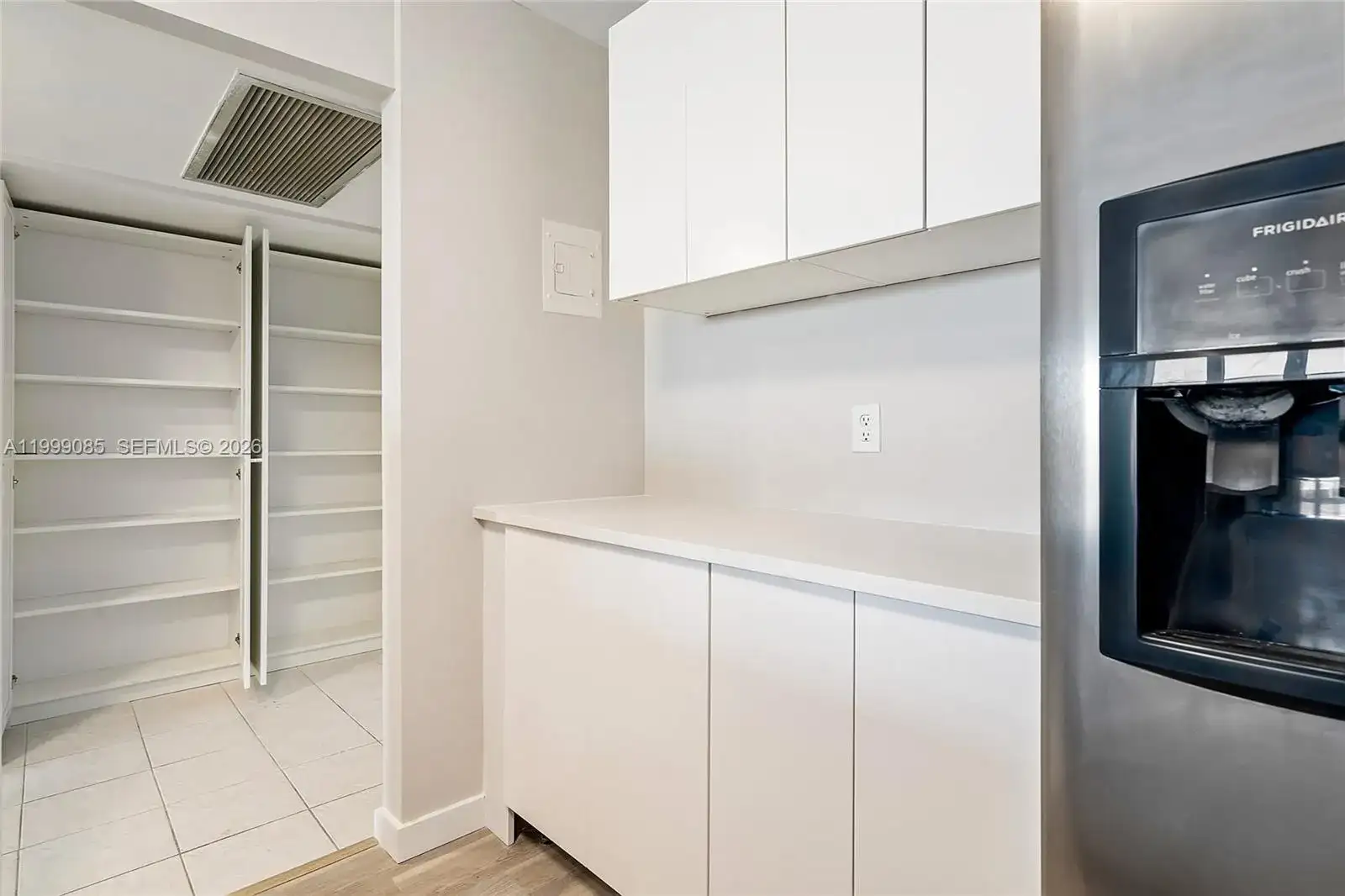 701 Three Islands Blvd # 316, Hallandale Beach FL 33009 photo 2
