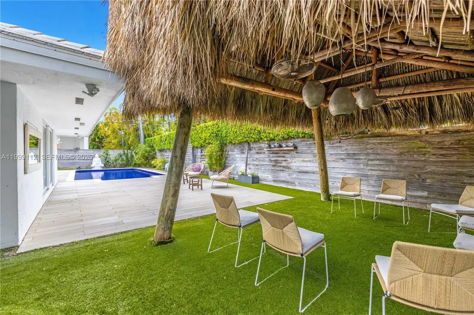 524 Warren Ln, Key Biscayne FL 33149 photo 2