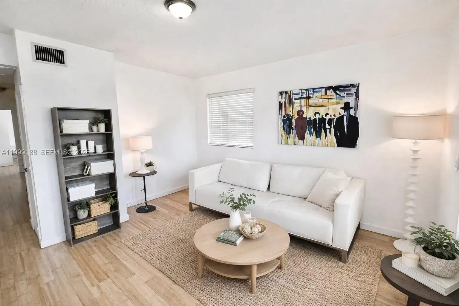 1 bedroom 1 bath Residential for sale at 3915 N Meridian Ave # 101, Miami Beach FL 33140